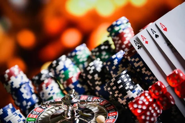 Live-dealer tournament in progress on koitoto l with multiple players and professional dealer